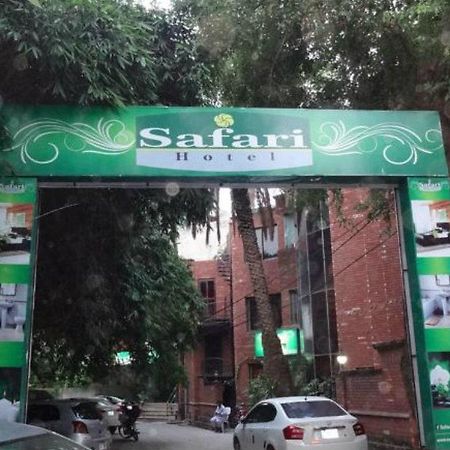 Safari Hotel Upper Mall Lahor Kültér fotó