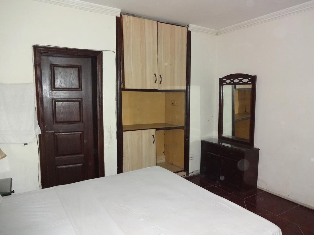 Safari Hotel Upper Mall Lahor Kültér fotó